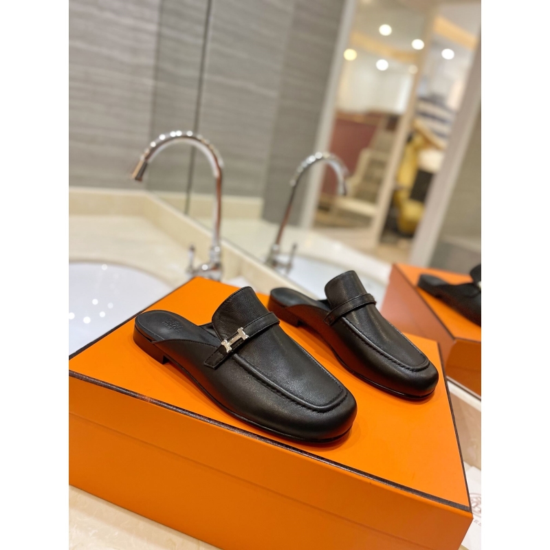 H**mes slippers